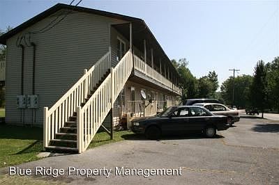 1st image of 1410 E Lakeview Dr APT 1