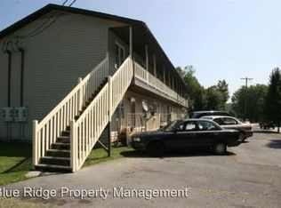 1410 E Lakeview Dr APT 1, Johnson City, TN 37601