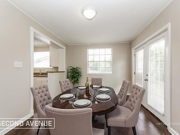 3rd image of 1021 Lake Forest Blvd