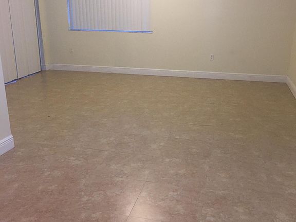3rd image of 6960 SW 39th St #D-106