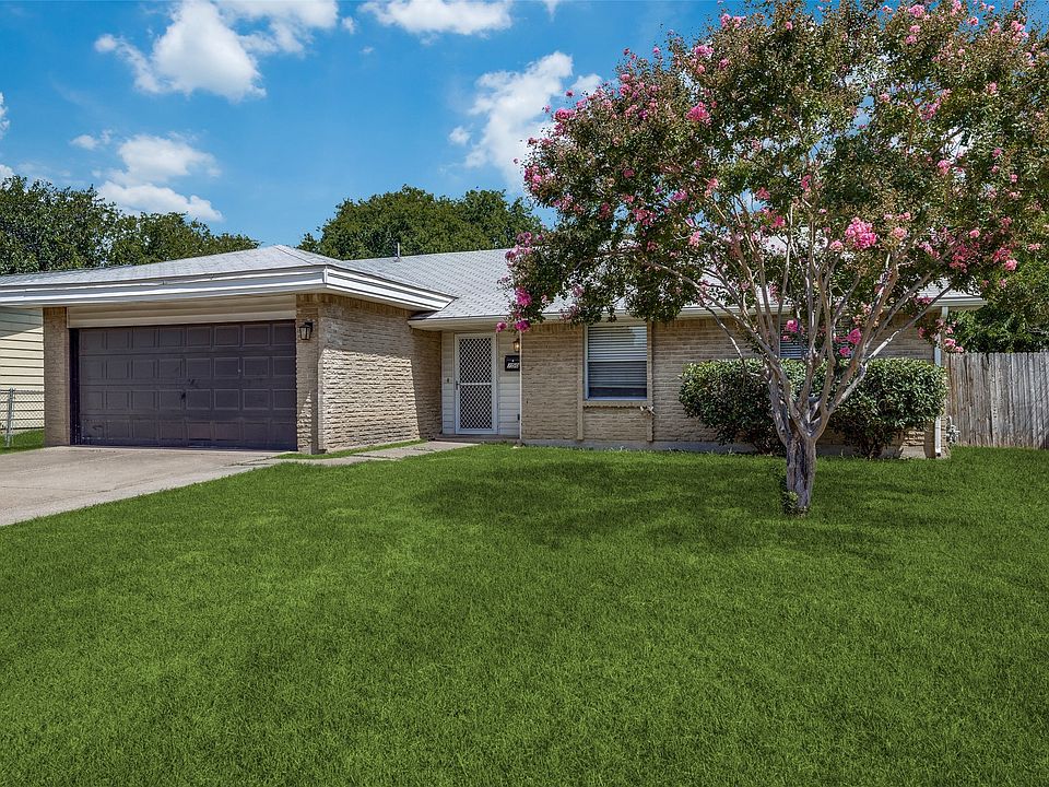 1st image of 750 Forest Park Pl
