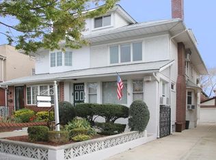69 Bay Ridge Pkwy, Brooklyn, NY 11209