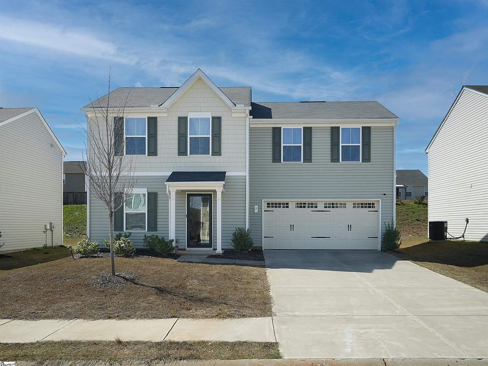 1st image of 7 Torrington Dr