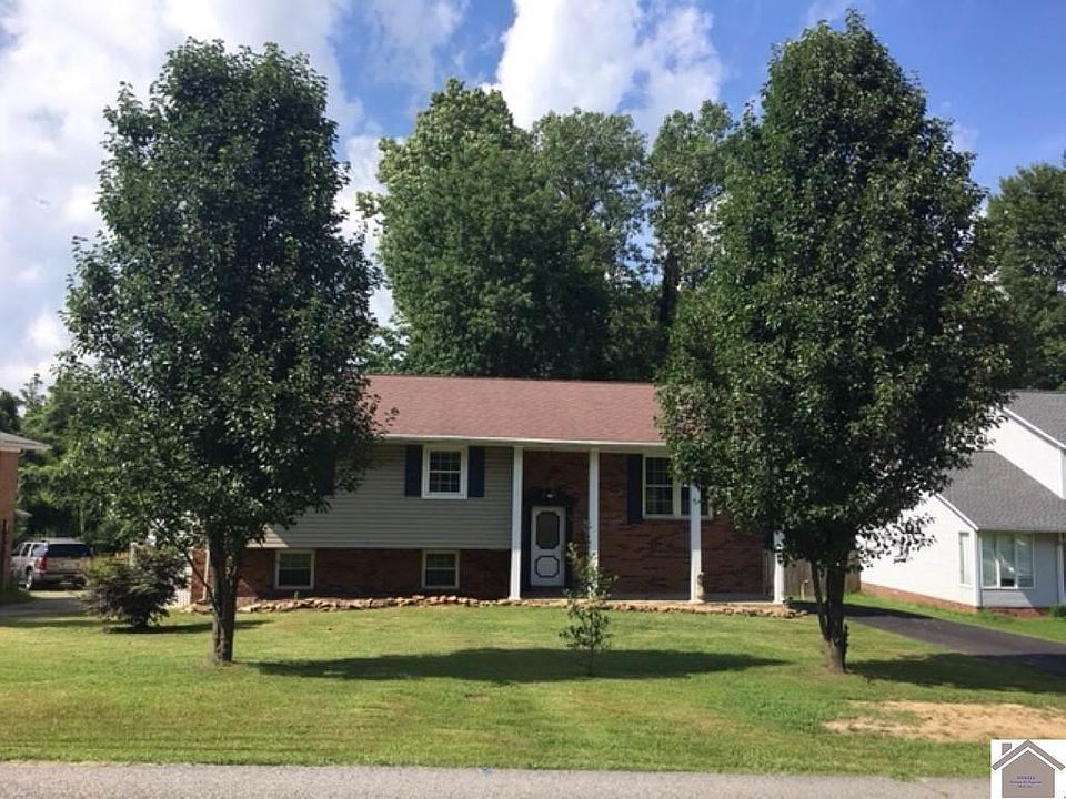 1st image of 153 Kimberly Dr