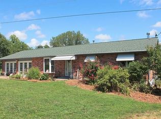 20600 S North Mount Pleasant Rd, Hartsburg, MO 65039