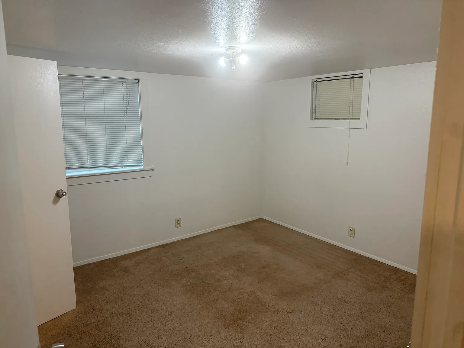 2 bed, 1700 sqft, $2,200 — Photo 3