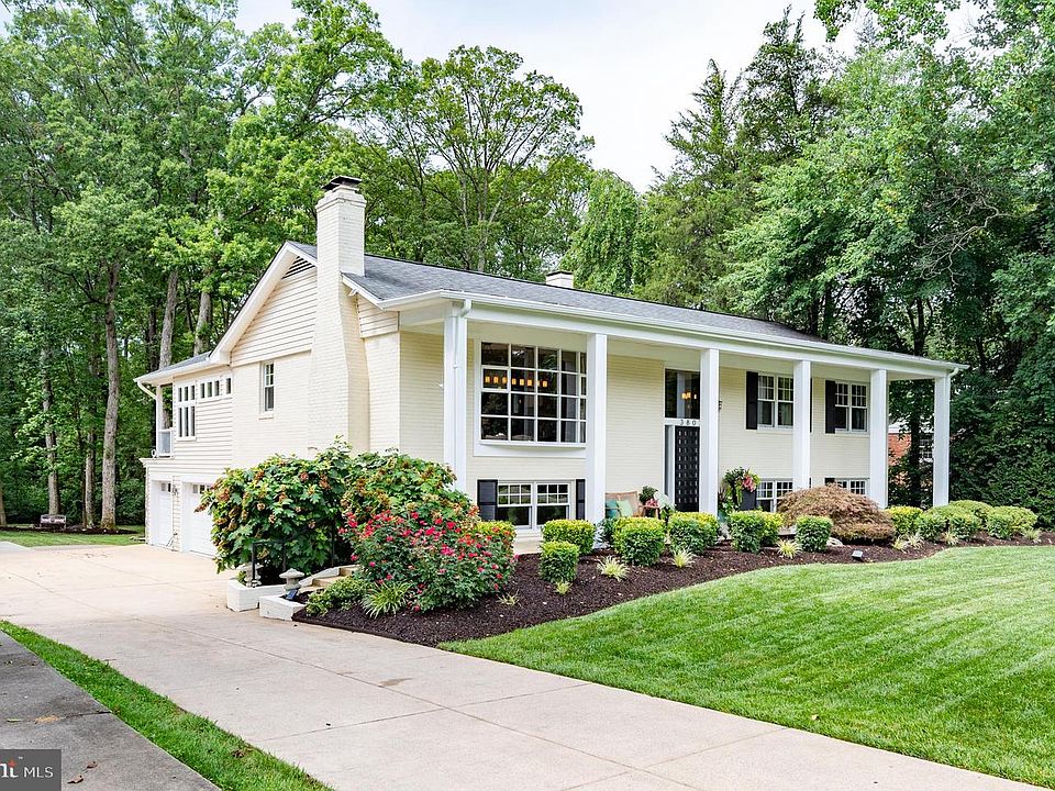 1st image of 3807 Westgate Dr