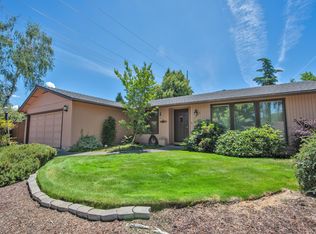 3004 Seckel St, Medford, OR 97504