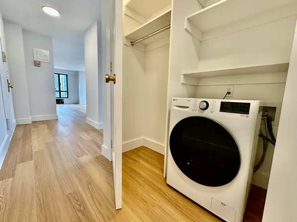 501 East 87th Street image 12 of 39