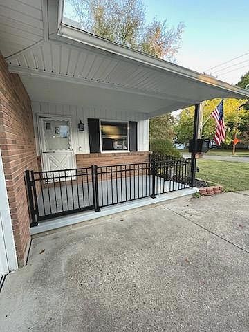 2nd image of 306 Moull St
