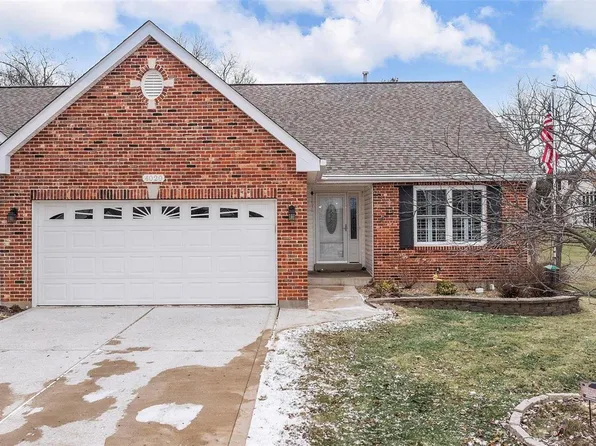 4020 Rocky Mound Dr, Wentzville, MO 63385