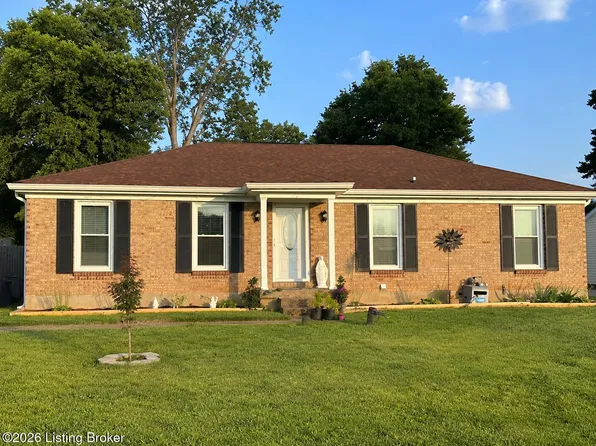 8902 Wooded Glen Rd, Louisville, KY 40220