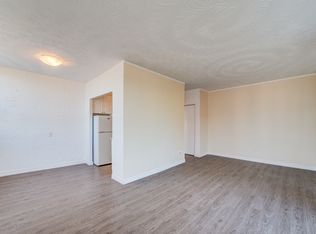 Gage Manor Apartments, Hamilton, ON L8V 4K6