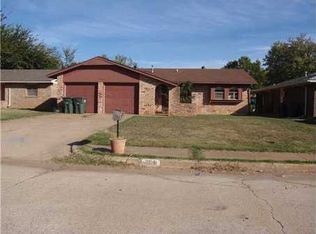 701 Robin Hill Rd, Edmond, OK 73003