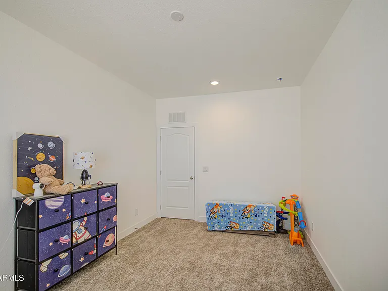 4057 N Solar St — Photo 36