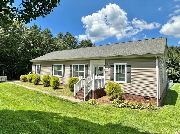 6767 Chapel St, Connelly Springs, NC 28612