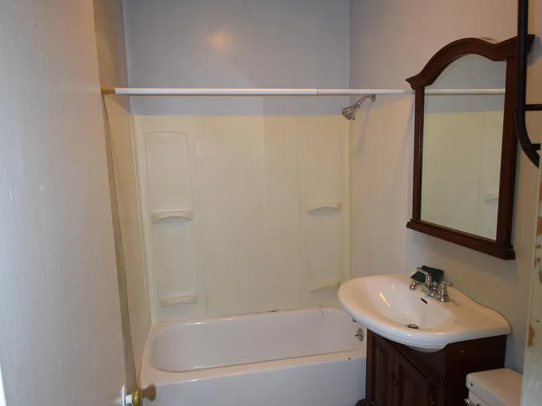 119 Henrietta St. — Photo 4