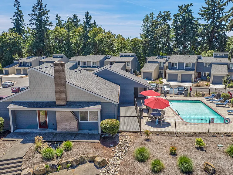 LOCKHAVEN HILL ESTATES — Photo 37