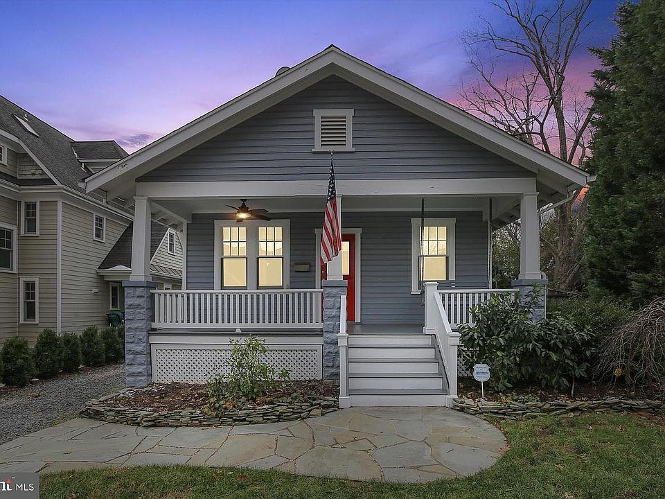 1st image of 26 W Del Ray Ave