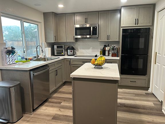 2nd image of 25420 Lacebark Dr