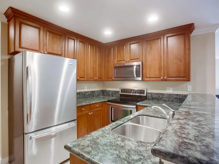 3513 Caminito Sierra #302 — Photo 18