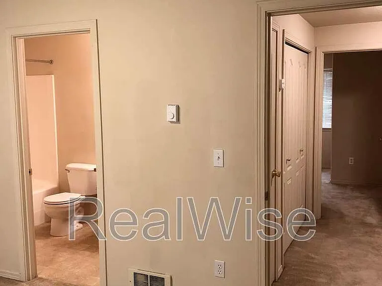 2621 NW Cedar Ave #4 — Photo 19