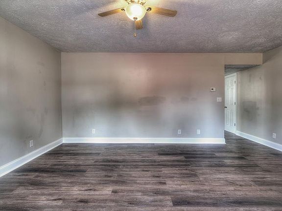 3rd image of 701 Indiana Ave