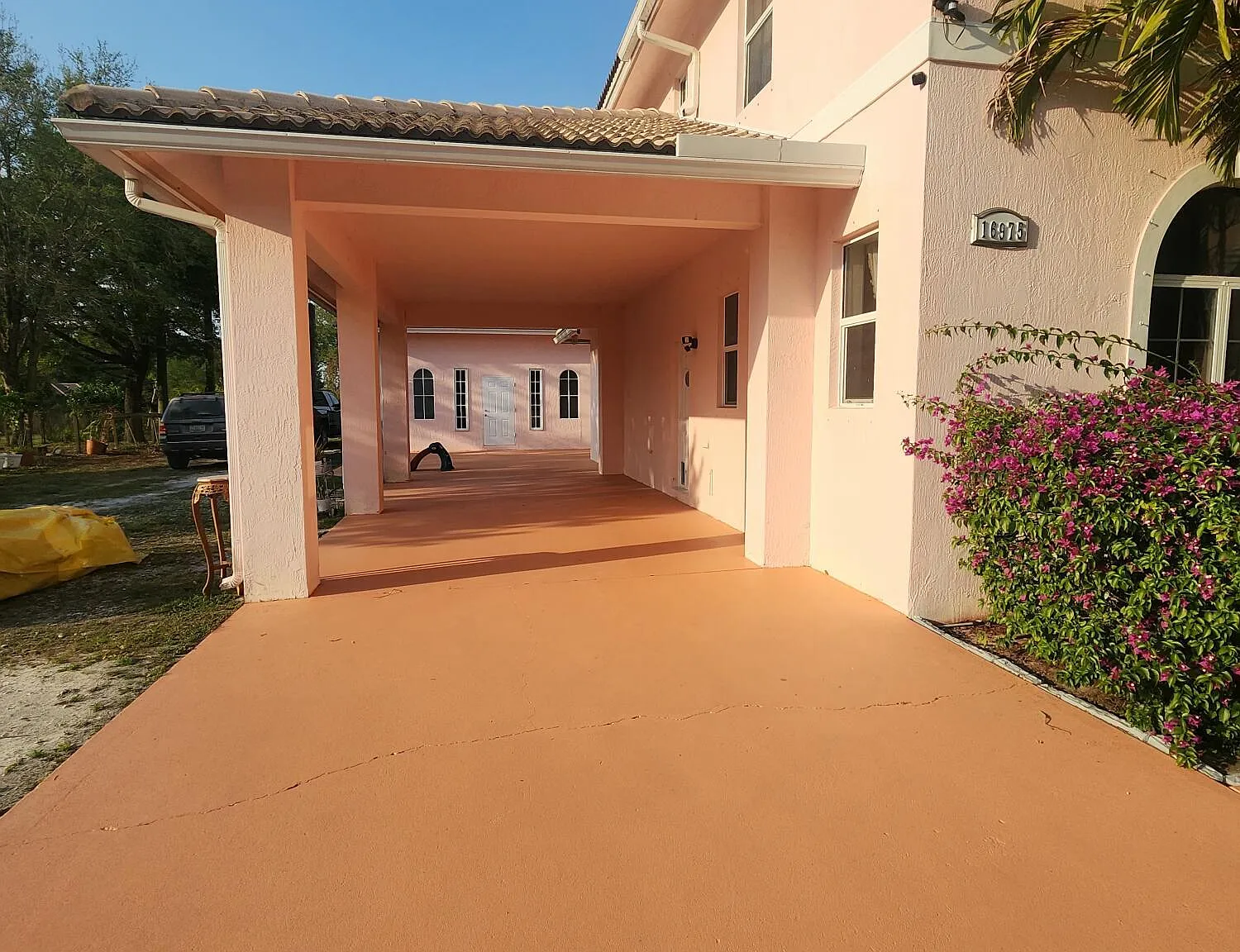 4 bed, 3.5 bath, 3459 sqft, $7,999 — Photo 3