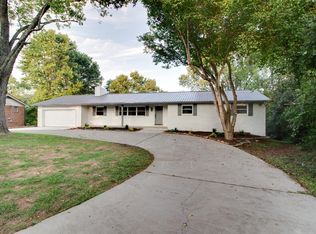 7024 Regency Rd, Knoxville, TN 37931