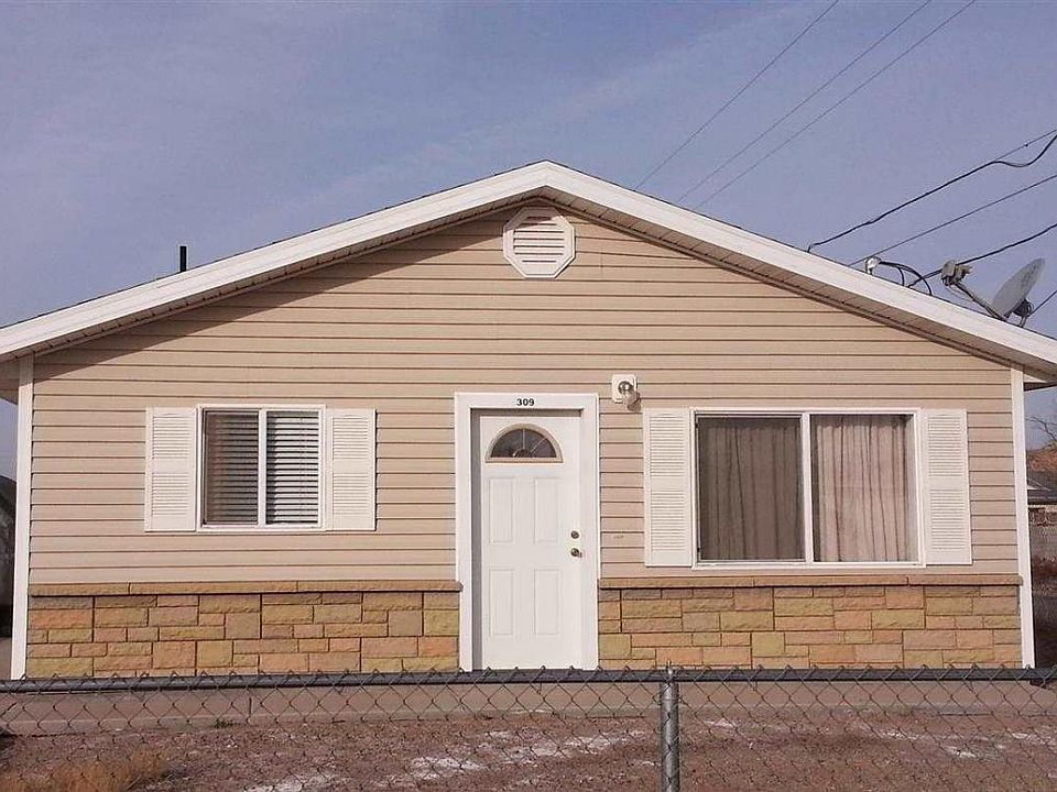 1st image of 309 N 12th Ave
