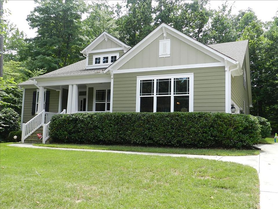 1st image of 557 E Hatterleigh Ave