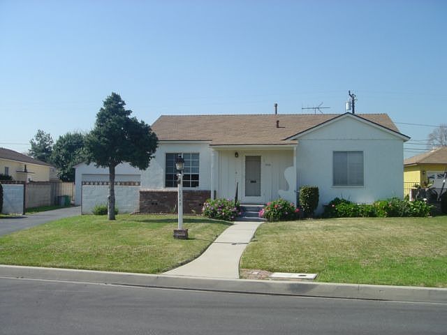 Large Lot For Area