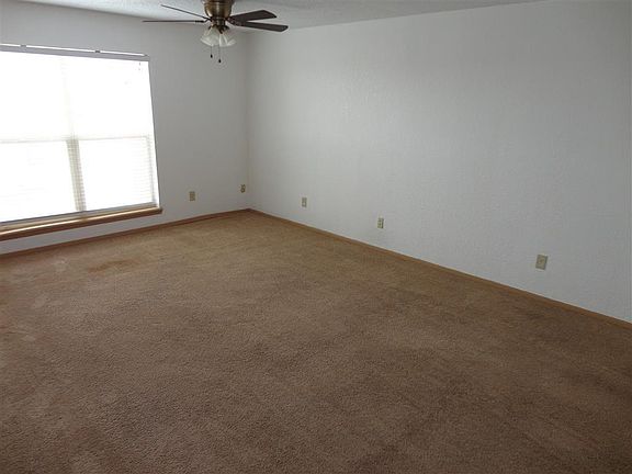 2nd image of 4433 Stanton St #263
