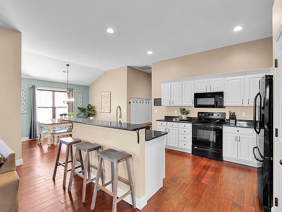 5th image of 480 Abberly Ln