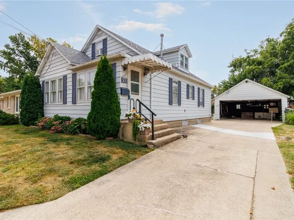 303 W Eiche Ave, Effingham, IL 62401