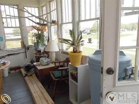 625 Oliver Street enclosed porch