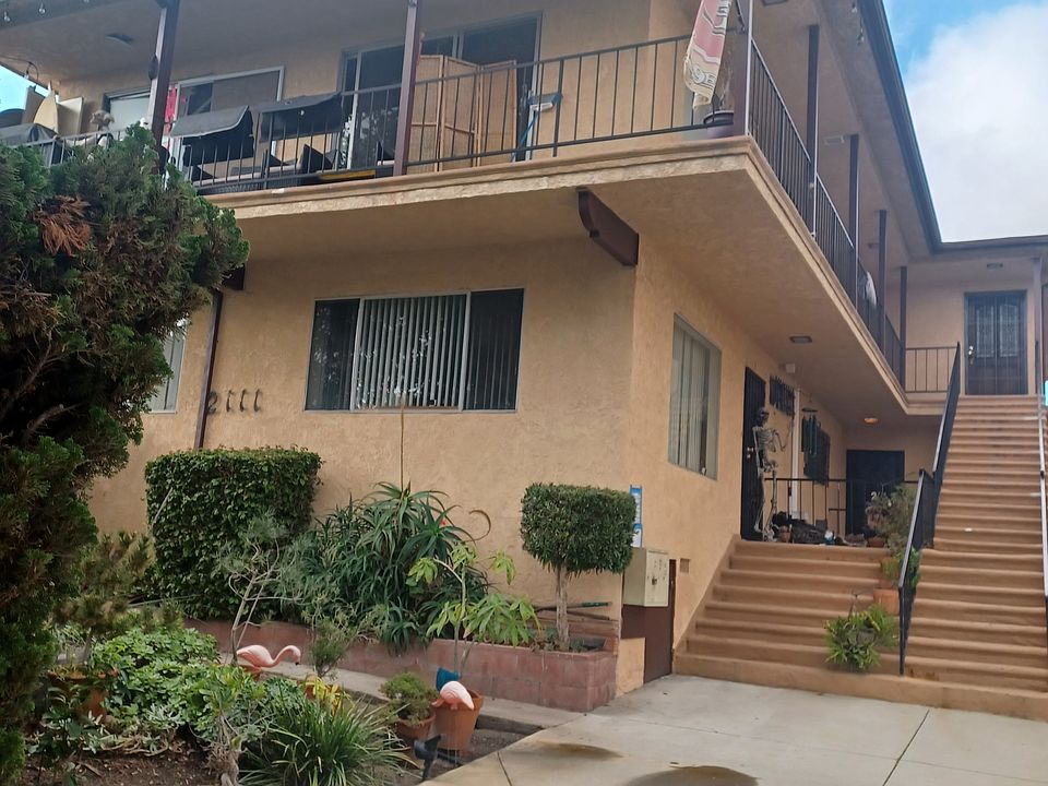 1st image of 2111 S Gaffey St APT 2