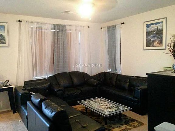 4th image of 2321 Clarington Ave