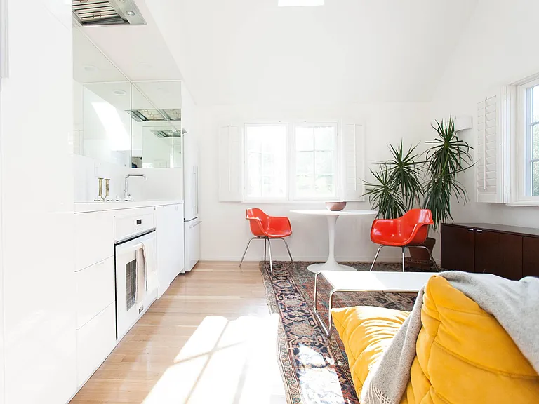 6002 Barton Ave — Photo 4