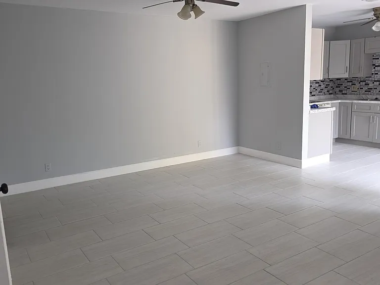 1839 N Congress Ave #1839 — Photo 4