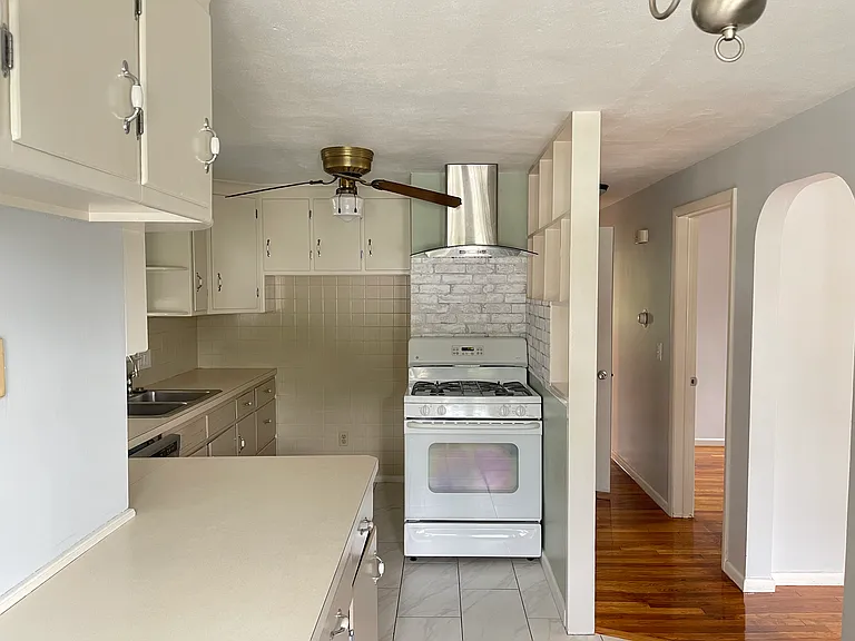 29 Pinebrook Dr — Photo 8