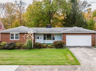 2008 Foley Dr, Parkersburg, WV 26104