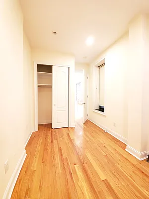 Rented by Compass | media 24