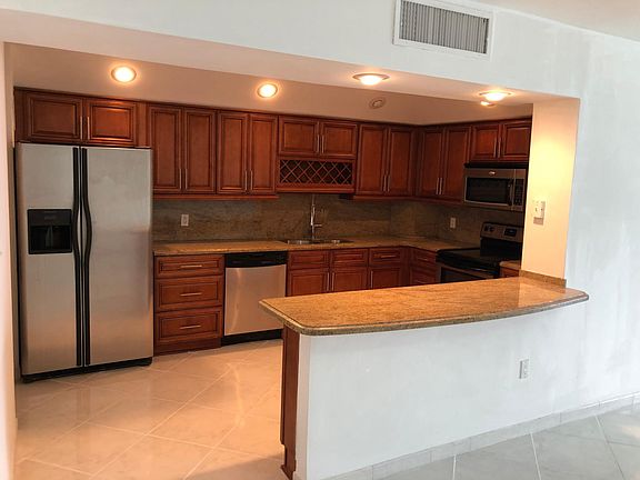 4th image of 5825 Collins Ave APT 12J