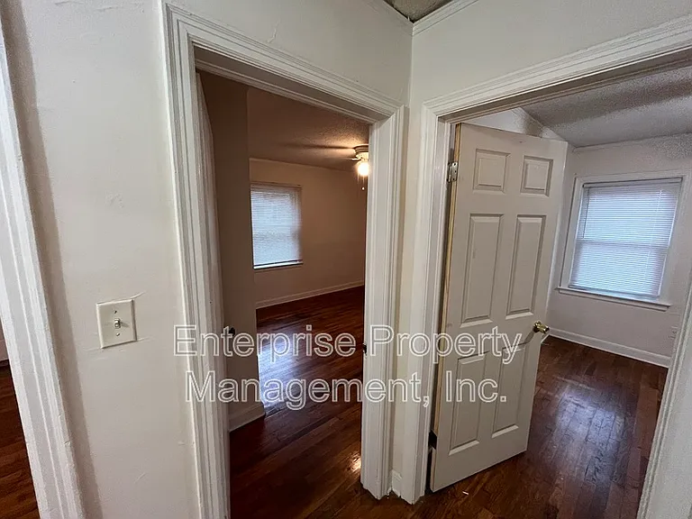 801 Bowen Cir — Photo 16