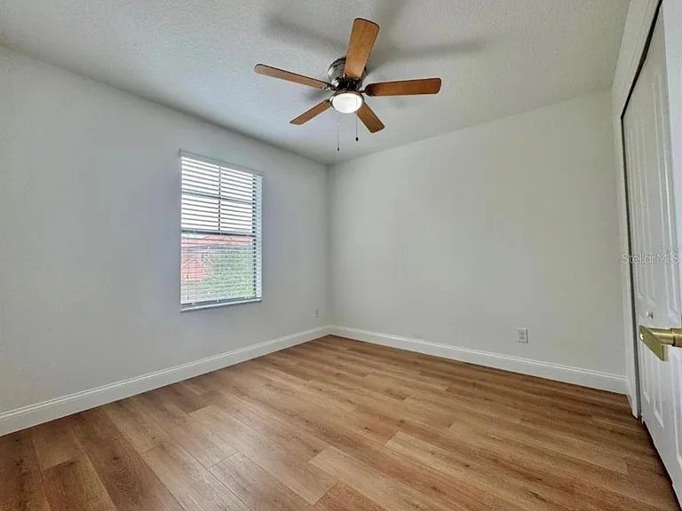 2022 Bent Grass Ave — Photo 12