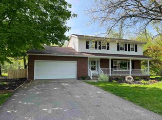 575 Meadowbrook Dr, Adrian, MI 49221