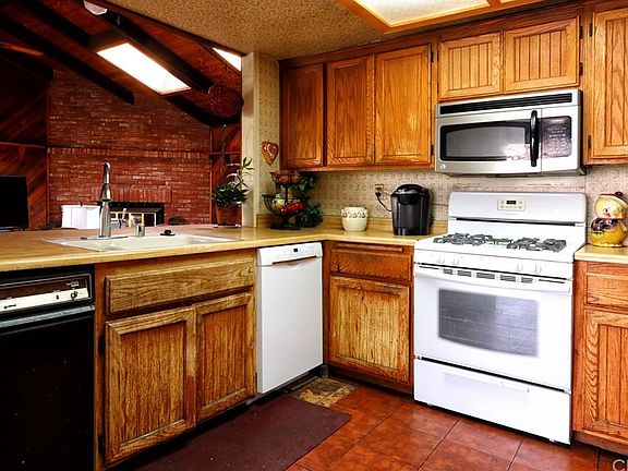 5th image of 5312 W 142nd Pl