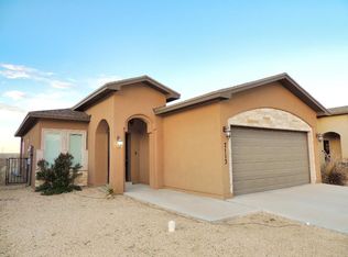 7113 North Skies, El Paso, TX 79934
