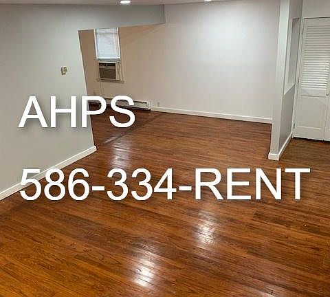 4th image of 21607 Fresard St